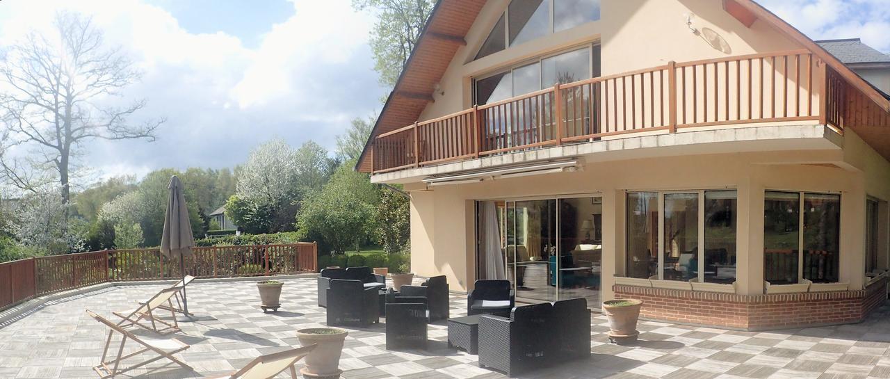 Au Charme Du Lac Espace Bien Etre Et Piscine Chauffe Proche Parc Et Restaurant Du Casino Форж-лез-О Екстериор снимка